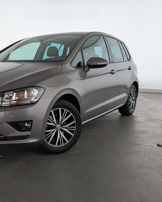 volkswagen-golf-sportsvan